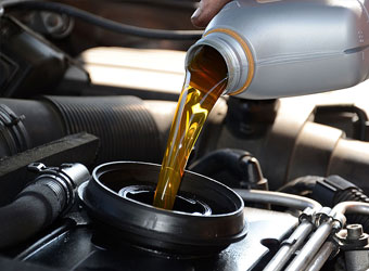 Oil change services photo